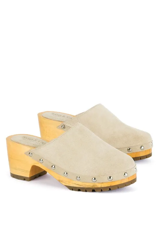 CEDRUS FINE Suede Studded Clog