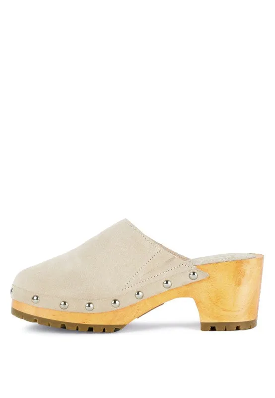 CEDRUS FINE Suede Studded Clog