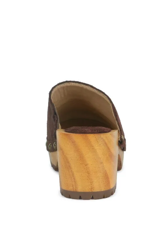 CEDRUS FINE Suede Studded Clog