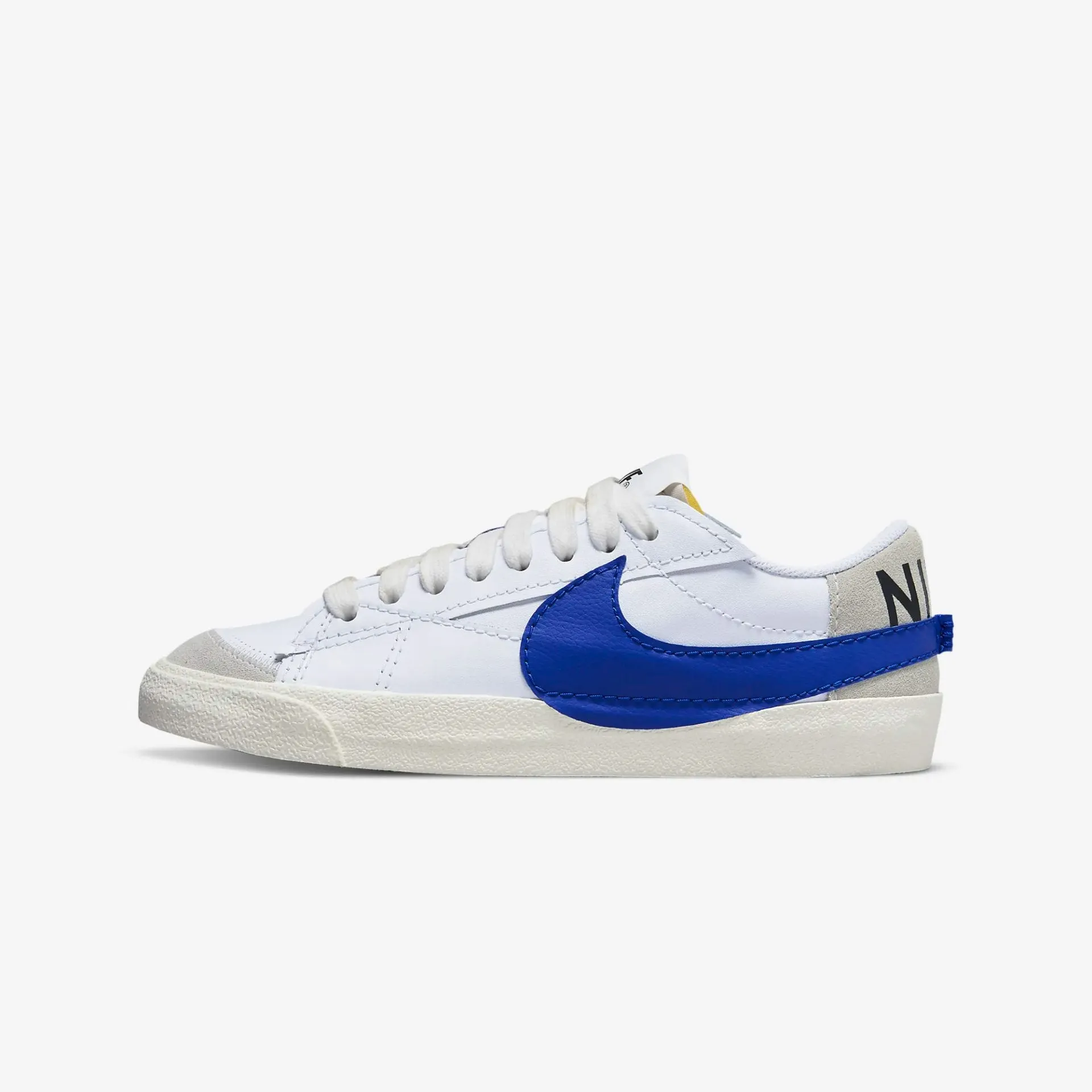 Nike | BLAZER LOW 77 JUMBO  { LIGHT BONE / OLD ROYAL