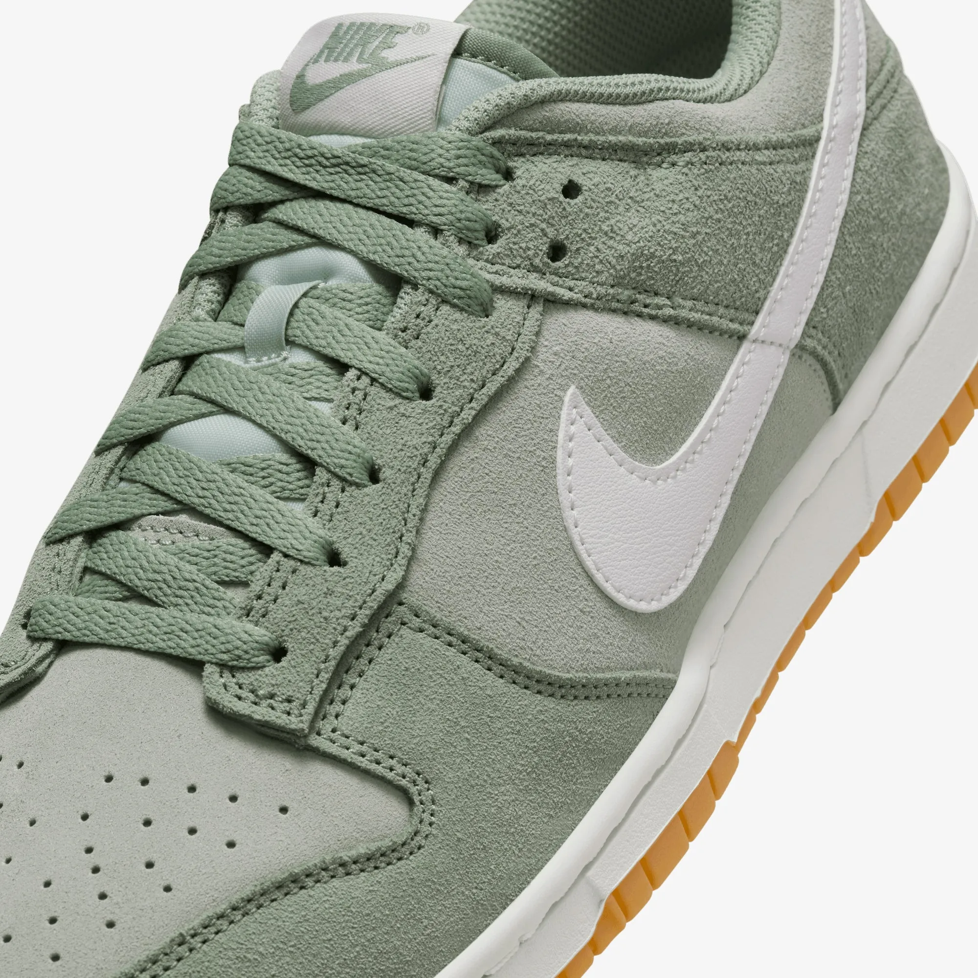 NIKE | DUNK LOW RETRO SE { JADE HORIZON/SUMMIT WHITE-LIGHT SILVER