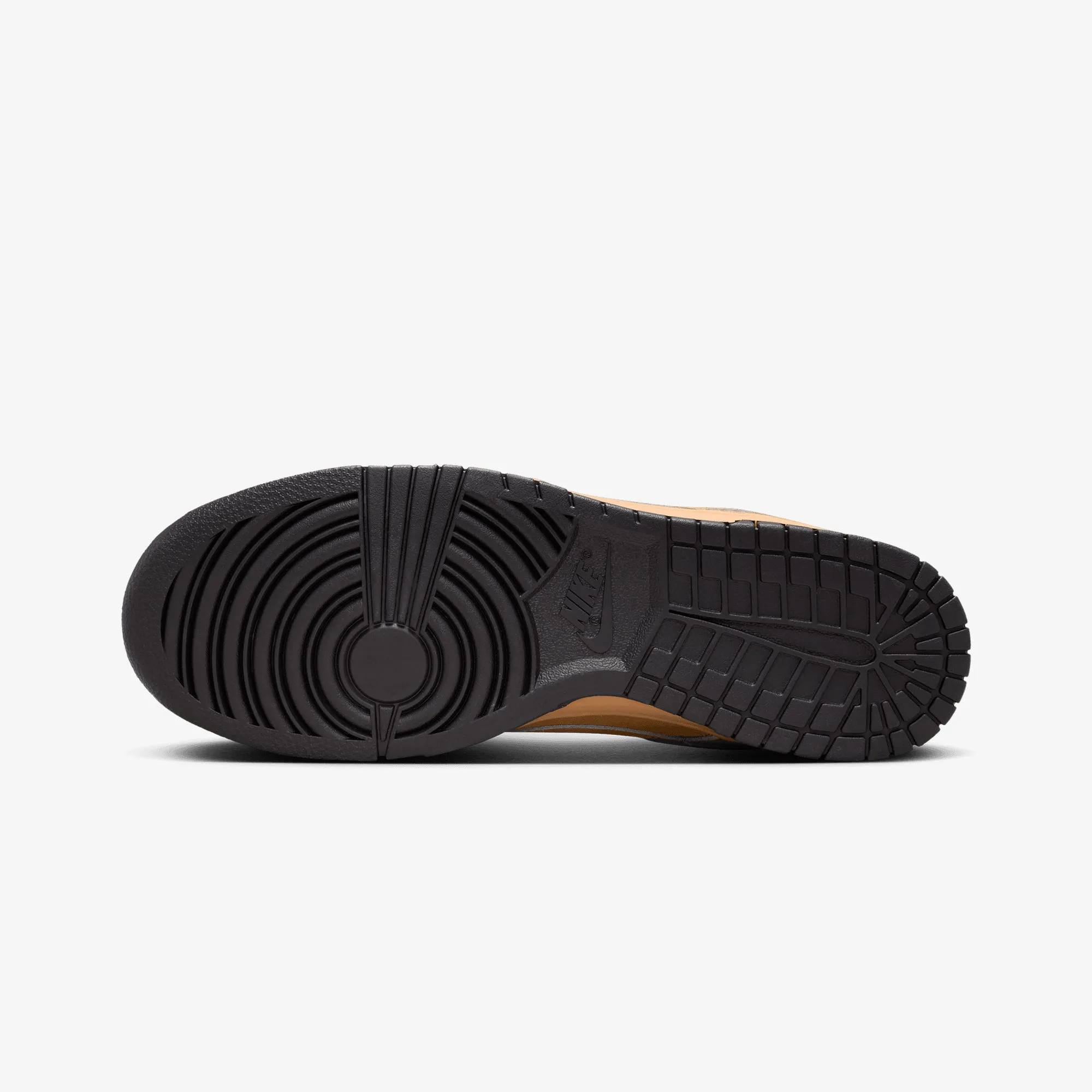 NIKE | DUNK LOW RETRO SE { WHEAT/WHEAT-GUM YELLOW-BLACK