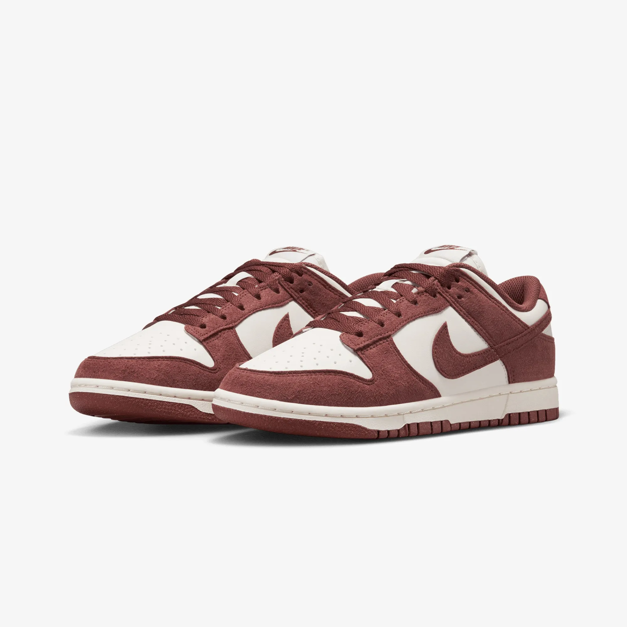 NIKE | WMN'S DUNK LOW { PHANTOM/RED SEPIA-SAIL-WHITE