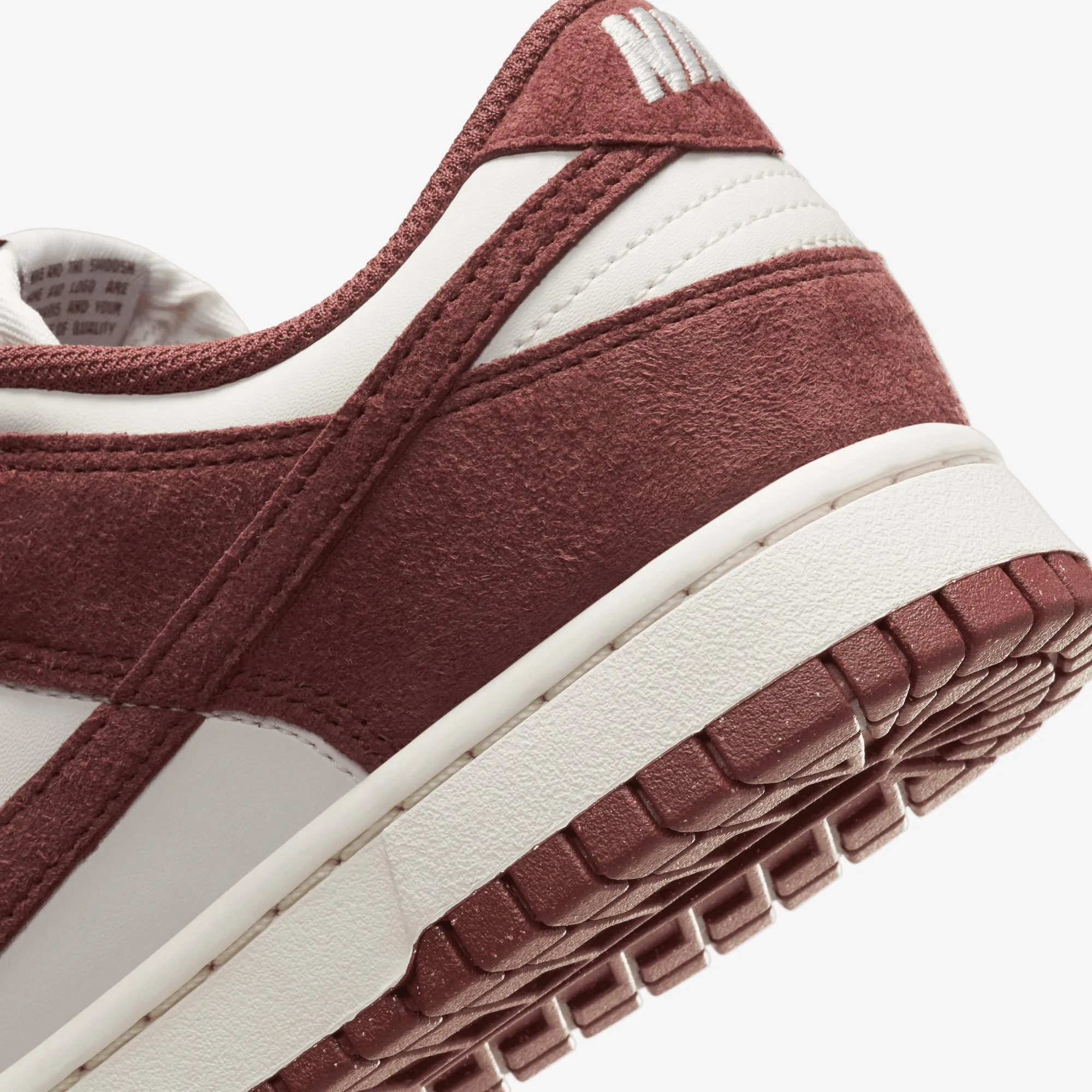 NIKE | WMN'S DUNK LOW { PHANTOM/RED SEPIA-SAIL-WHITE