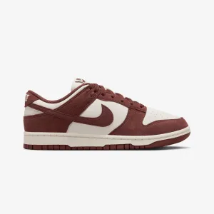 NIKE | WMN'S DUNK LOW { PHANTOM/RED SEPIA-SAIL-WHITE