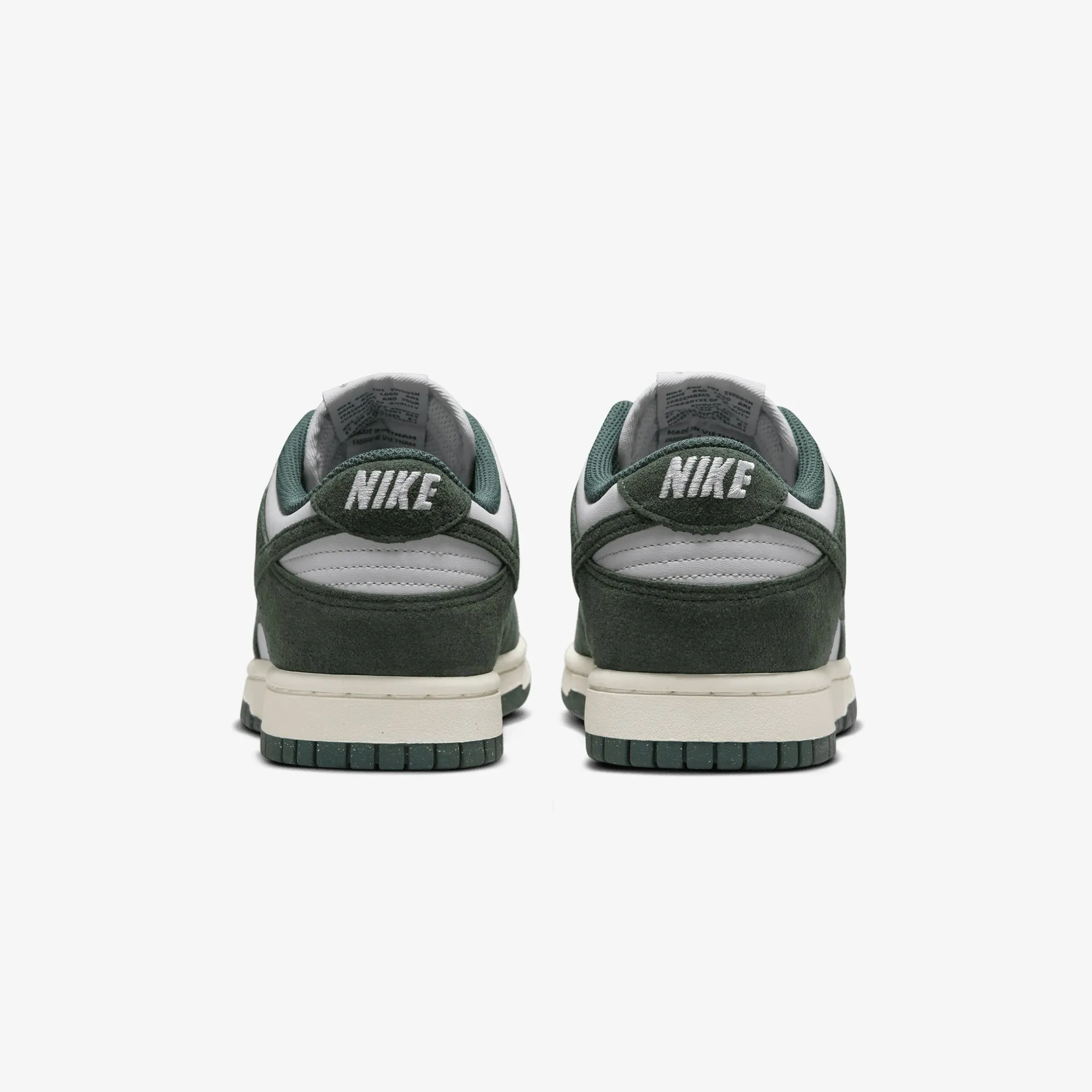 NIKE | WMN'S DUNK LOW { PHOTON DUST/VINTAGE GREEN-SAIL-WHITE